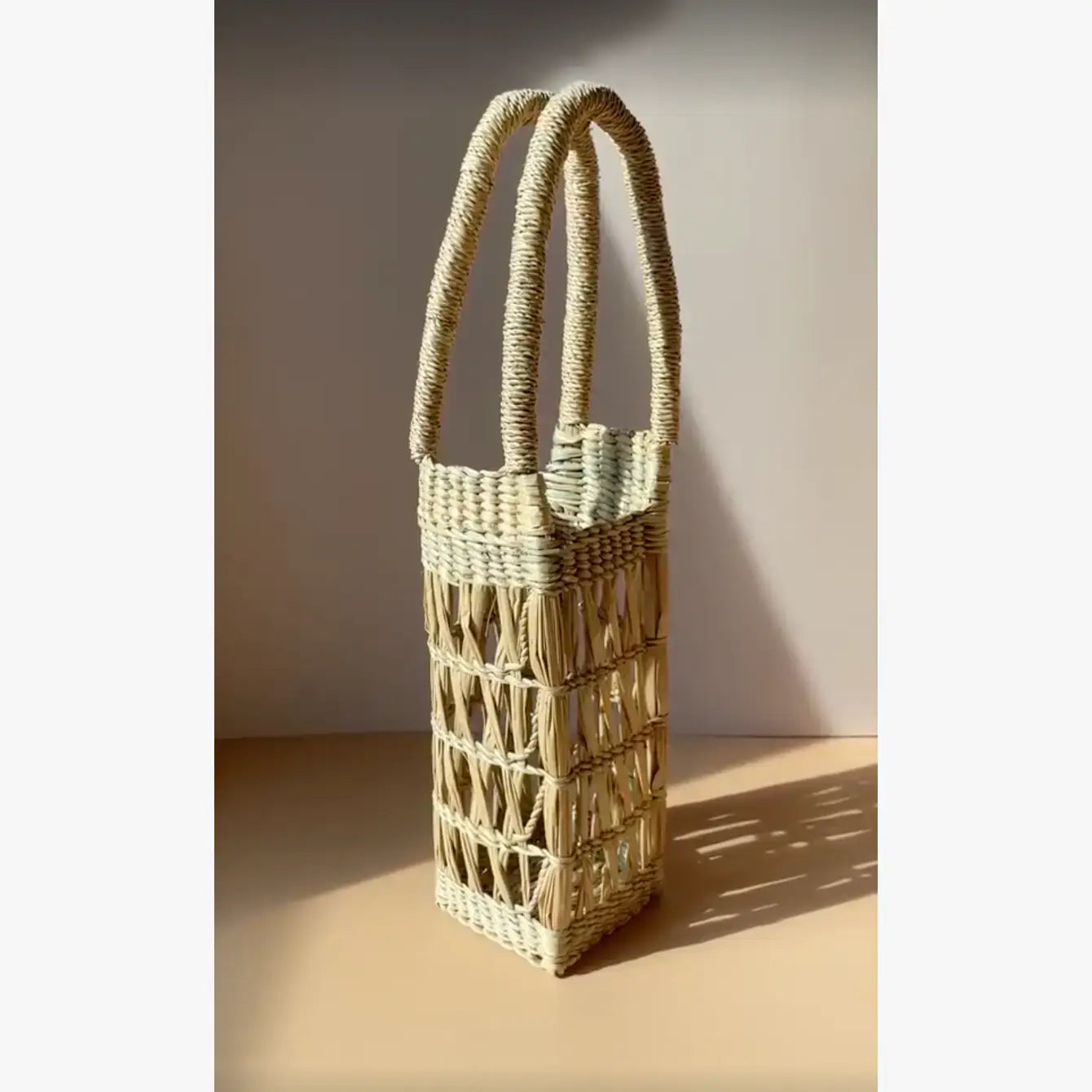 Water Hyacinth Handwoven Wine Bag / Gift Bottle Holder