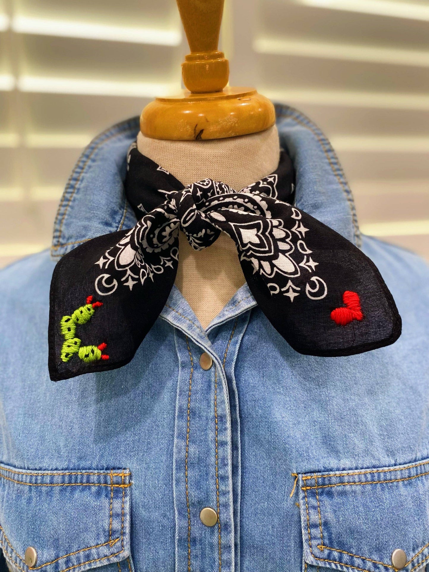 Embroidered Cactus ❤️ Bandana