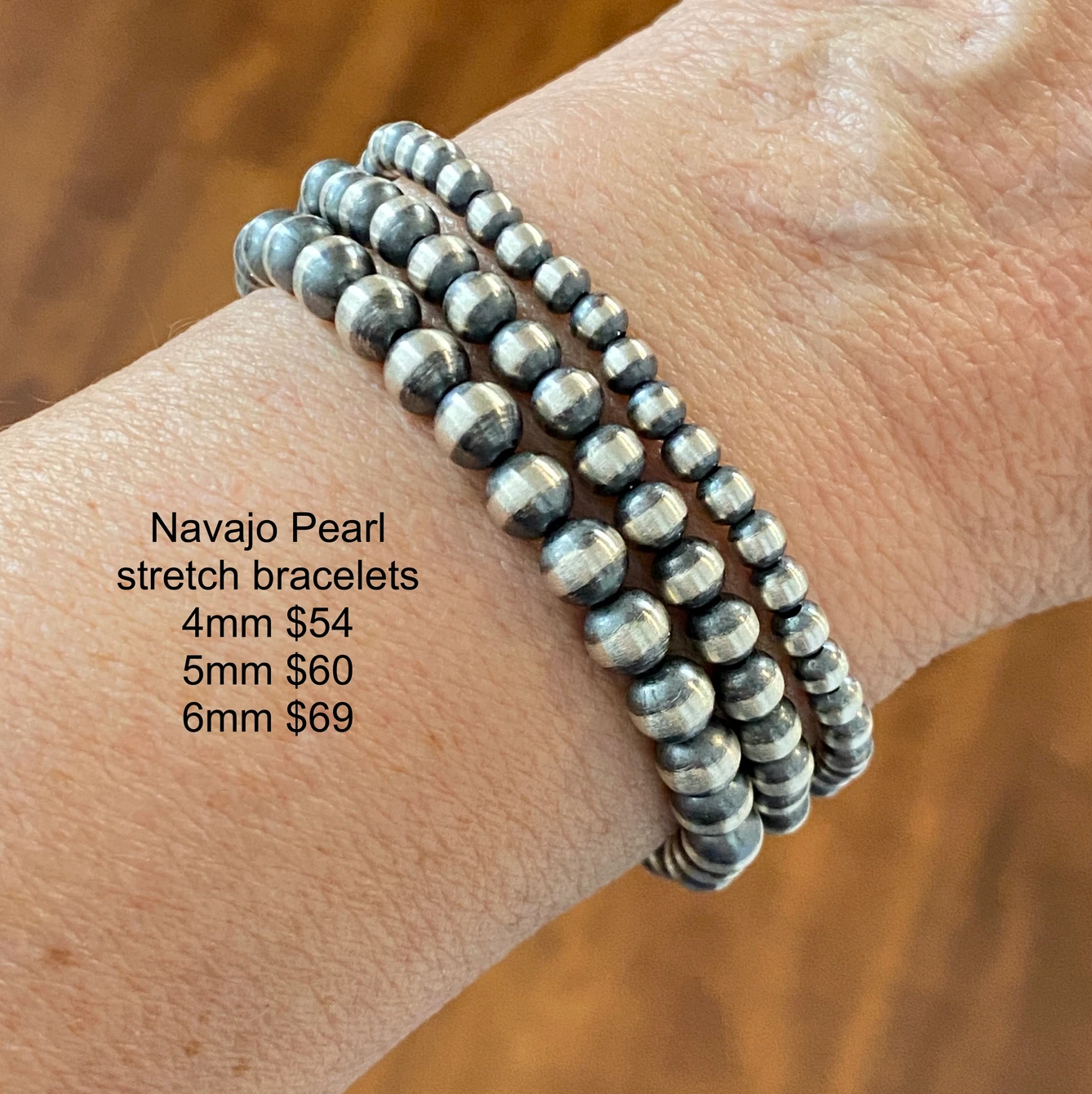 The "Fort Worth" Sterling Silver Pearl Stretch Bracelet